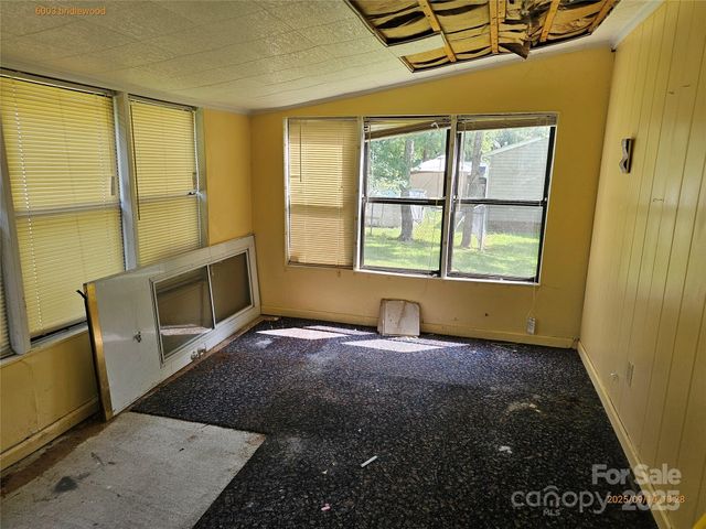 6003 Bridlewood Lane, Charlotte, NC 28215