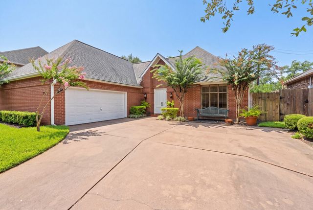 230 Lakeside Boulevard, Sugar Land, TX 77478