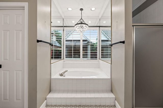 230 Lakeside Boulevard, Sugar Land, TX 77478