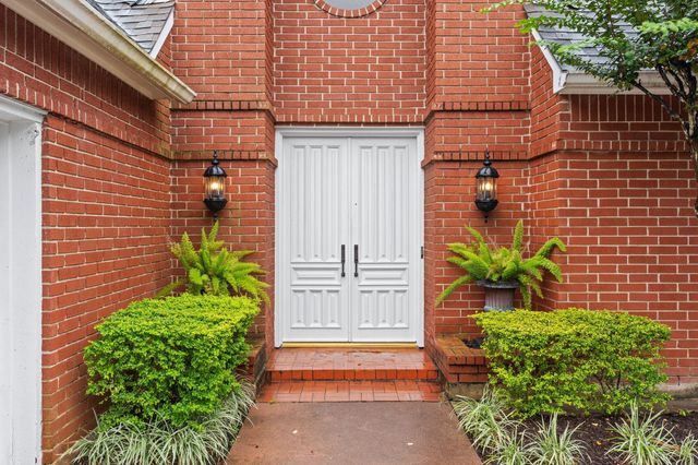 230 Lakeside Boulevard, Sugar Land, TX 77478