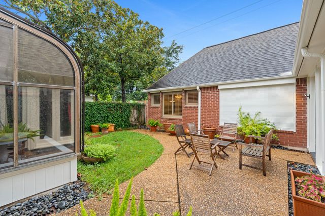 230 Lakeside Boulevard, Sugar Land, TX 77478