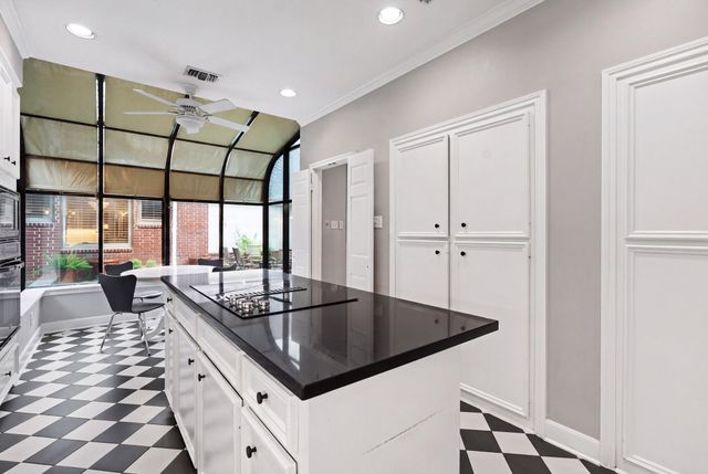 230 Lakeside Boulevard, Sugar Land, TX 77478