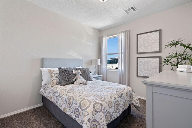 2852 Cantara Lane SW, Albuquerque, NM 87121