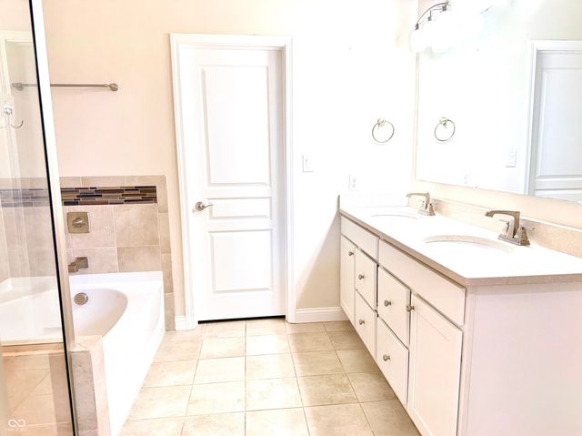 960 Miller Court, Greenfield, IN 46140