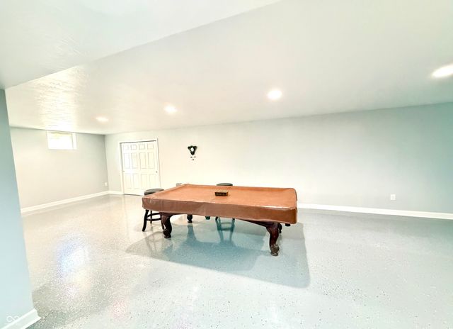 960 Miller Court, Greenfield, IN 46140