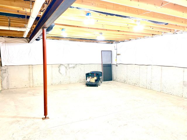 960 Miller Court, Greenfield, IN 46140
