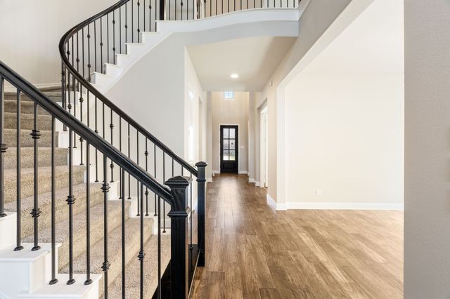 4529 Tall Knight Lane, Carrollton, TX 75010