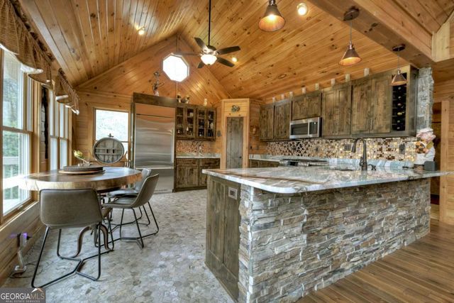 324 Cooper Creek Drive, Suches, GA 30572