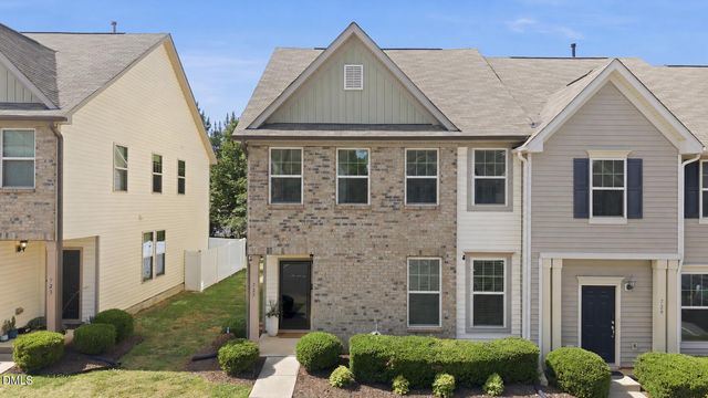 727 Maypearl Lane, Raleigh, NC 27610