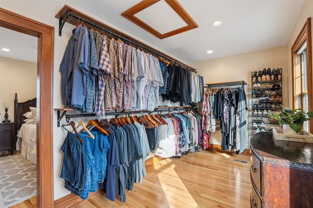 1331 42nd Street, Des Moines, IA 50311