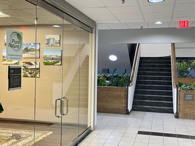 1101 31st Street 130, Downers Grove, IL 60515