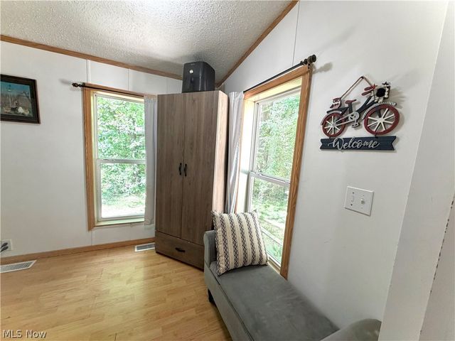 4648 Geauga Portage Easterly Road, West Farmington, OH 44491