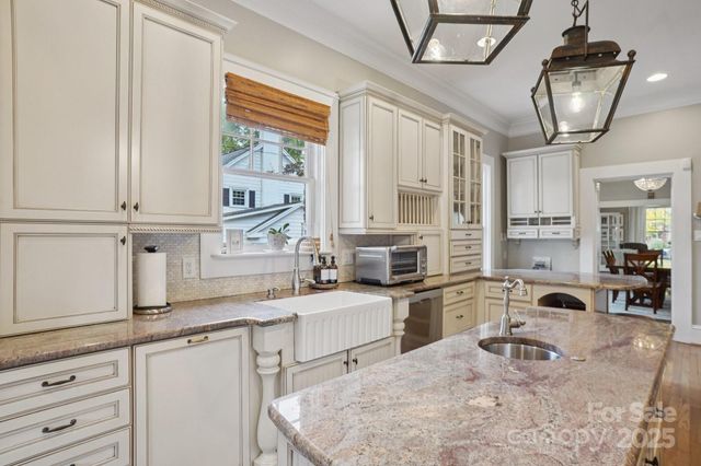 312 Union Street S, Concord, NC 28025