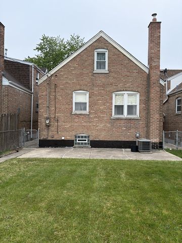 5121 S Springfield Avenue, Chicago, IL 60632