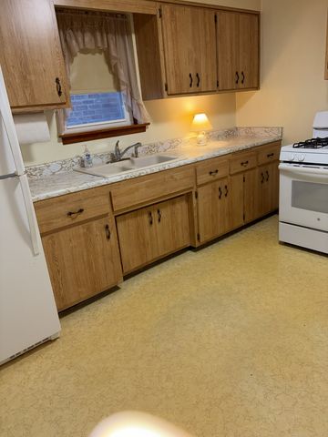 5121 S Springfield Avenue, Chicago, IL 60632