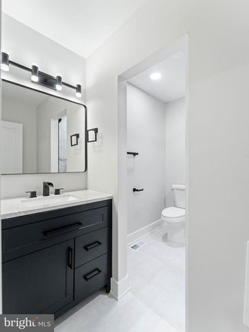 143 LA CASCATA TNHS, Clementon, NJ 08021