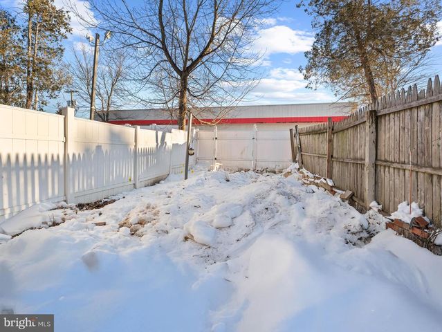 143 LA CASCATA TNHS, Clementon, NJ 08021