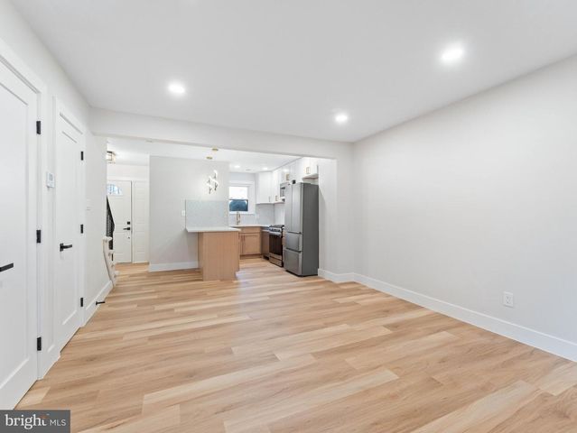 143 LA CASCATA TNHS, Clementon, NJ 08021