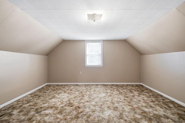 300 St Rose AVENUE, Fredonia, WI 53021