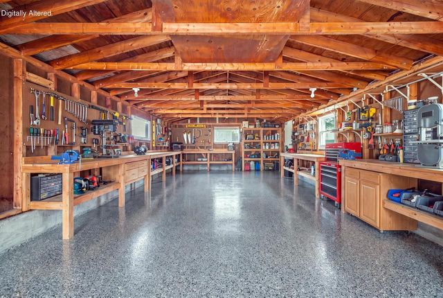 300 St Rose AVENUE, Fredonia, WI 53021