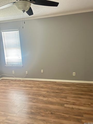 1051 COUNTRY CLUB G-28, Seguin, TX 78155