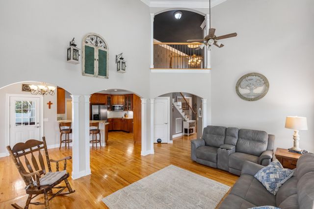 418 Champagne Circle, Ringgold, GA 30736