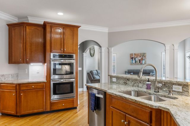 418 Champagne Circle, Ringgold, GA 30736