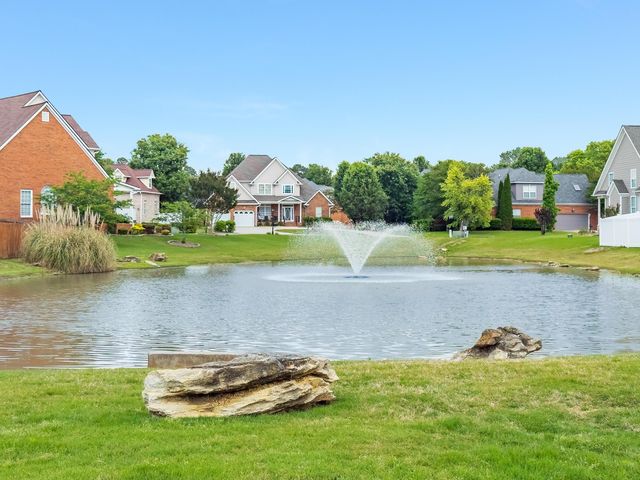 418 Champagne Circle, Ringgold, GA 30736