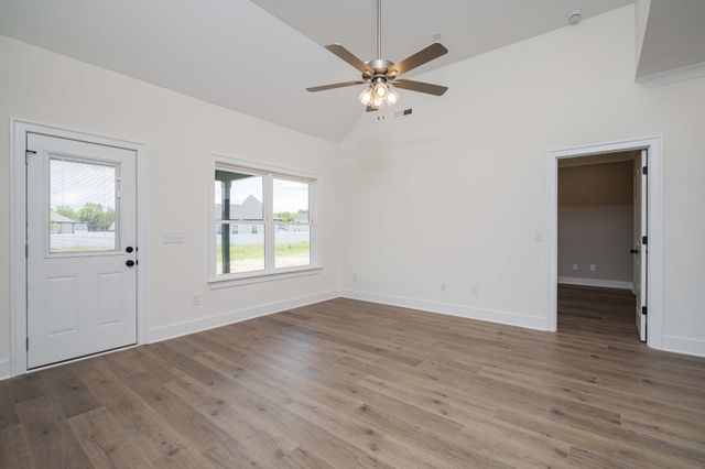 10109 Forkhorn Ln, Bell Buckle, TN 37020