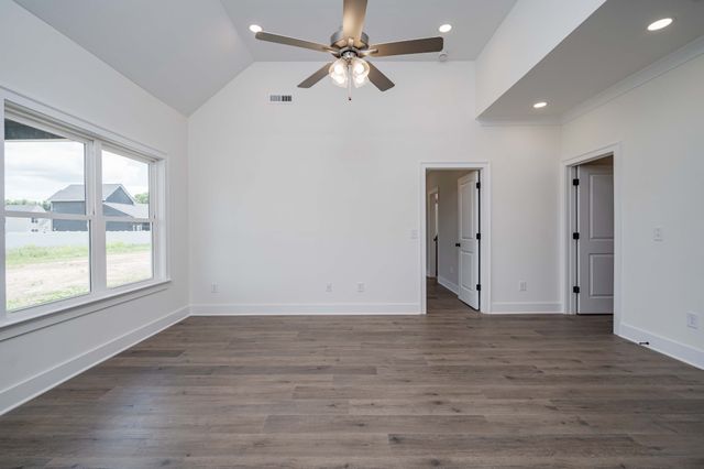 10109 Forkhorn Ln, Bell Buckle, TN 37020