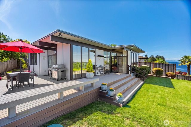 5530 Marian Drive NE, Olympia, WA 98516