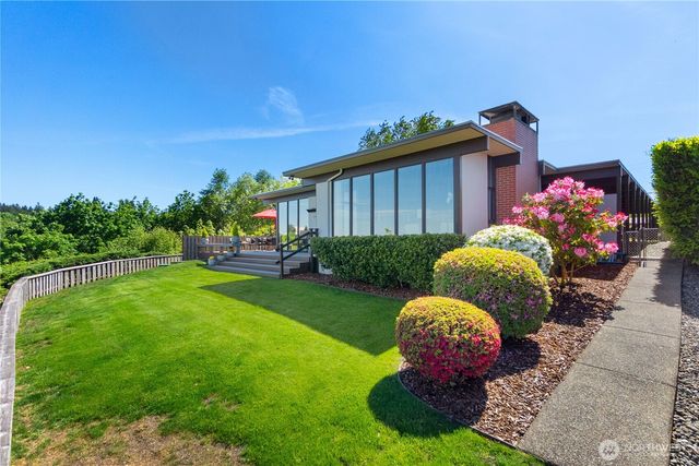 5530 Marian Drive NE, Olympia, WA 98516
