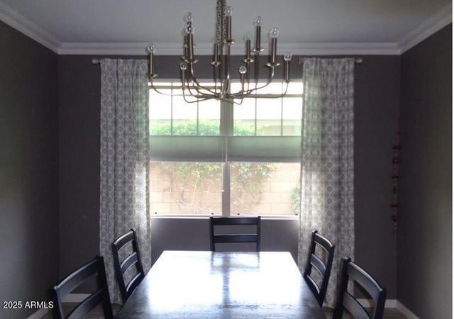 240 N SENATE Street, Chandler, AZ 85225