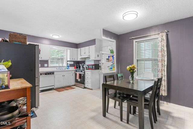 5207 Fieldbrook Drive, Greensboro, NC 27455