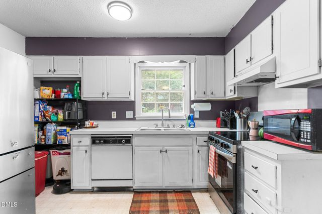 5207 Fieldbrook Drive, Greensboro, NC 27455