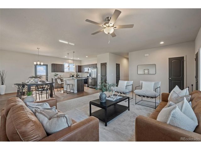 916 E Platteville Blvd, Pueblo, CO 81007