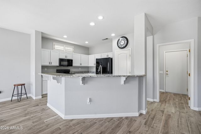 16536 W Rock Springs Lane, Surprise, AZ 85374