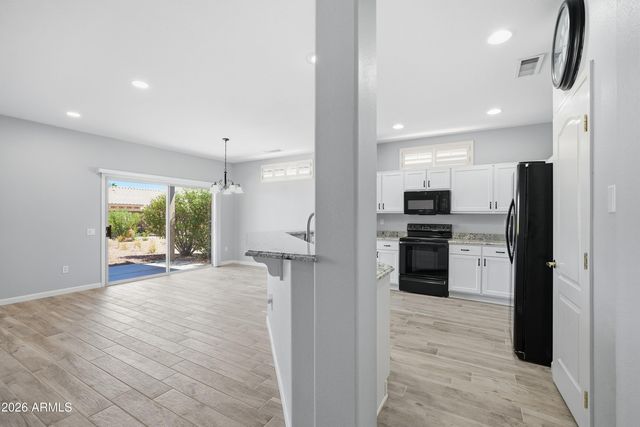 16536 W Rock Springs Lane, Surprise, AZ 85374