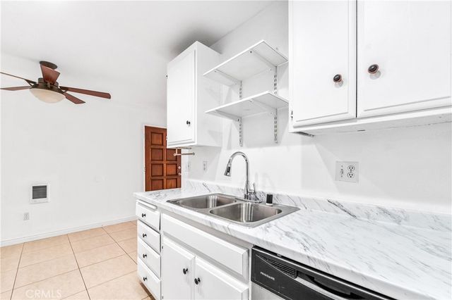 6600 Warner 115, Huntington Beach, CA 92647