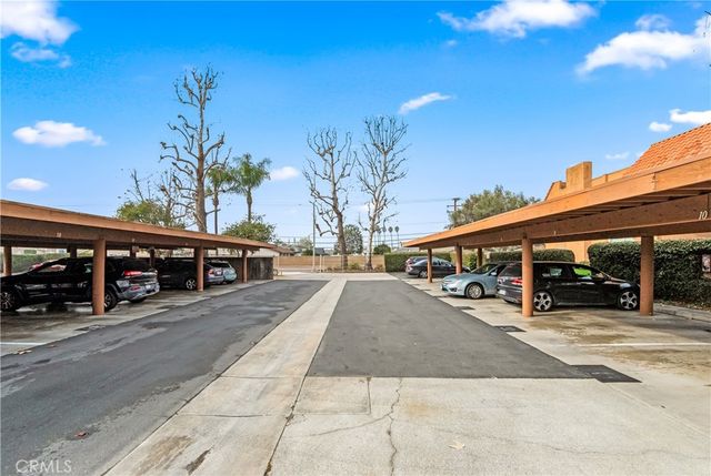 6600 Warner 115, Huntington Beach, CA 92647