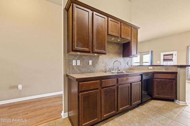 112 Broland Drive, Duson, LA 70529