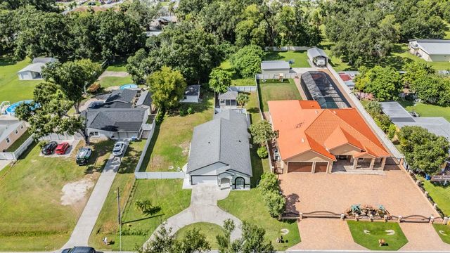 8905 W HAMILTON AVENUE, Tampa, FL 33615