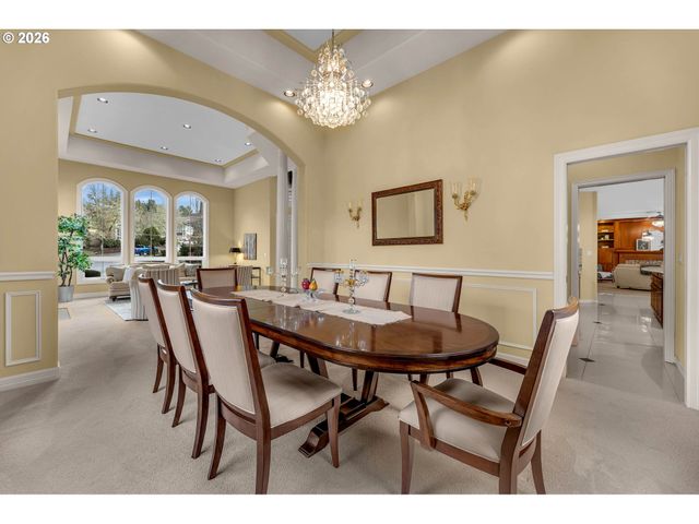 11494 Nw BLACKHAWK Dr, Portland, OR 97229