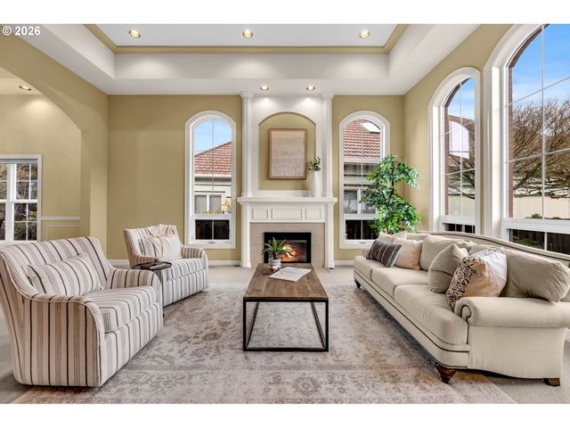 11494 Nw BLACKHAWK Dr, Portland, OR 97229