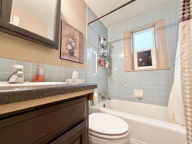 4707 N Elm St, Spokane, WA 99205