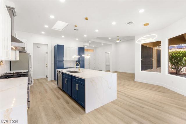 3004 Darby Falls Drive, Las Vegas, NV 89134