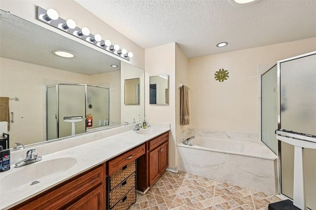 705 TILBURY COURT, Sun City Center, FL 33573