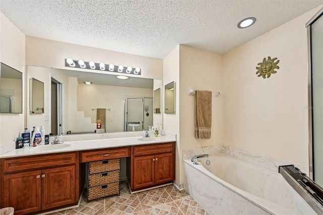 705 TILBURY COURT, Sun City Center, FL 33573