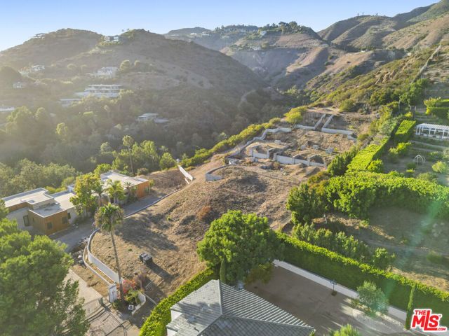 27061 Sea Vista Drive, Malibu, CA 90265