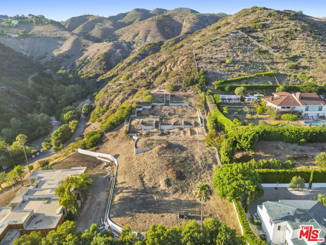 27061 Sea Vista Drive, Malibu, CA 90265
